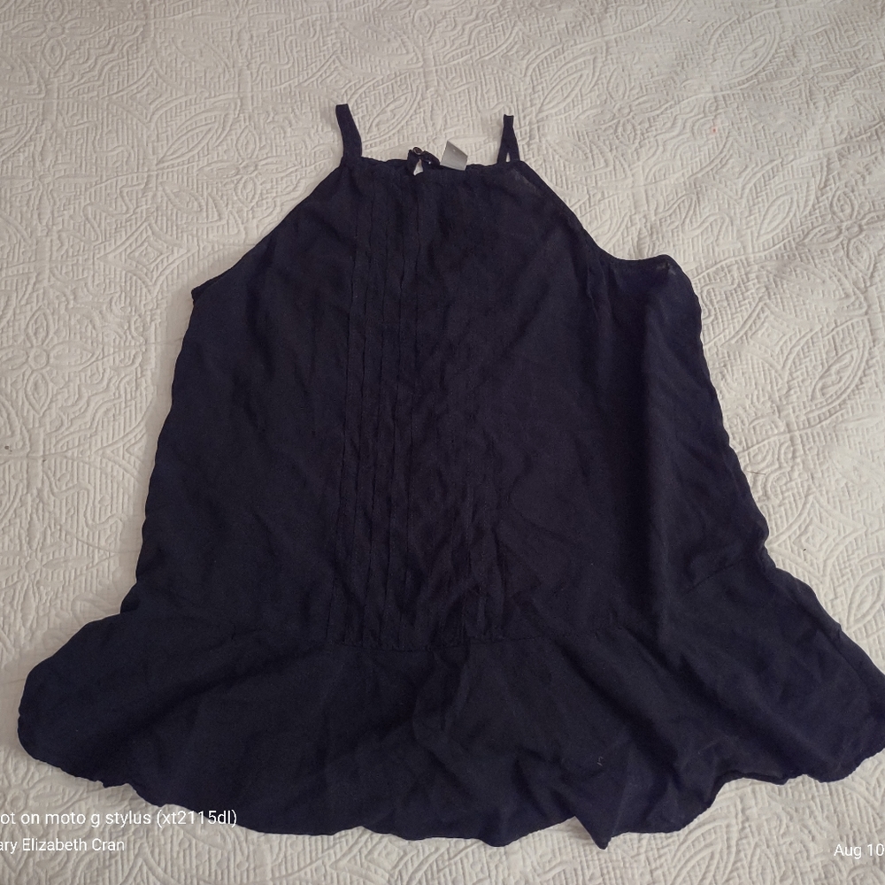 Black ruffled bottom tank top from old navy